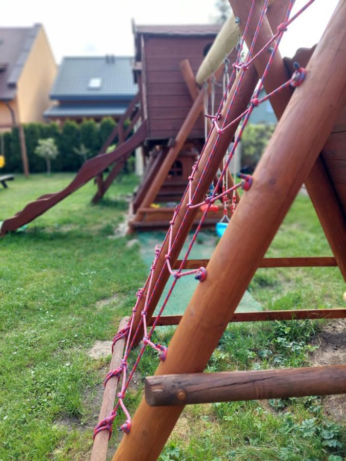 Pokoje I Domki Nadmorskie - Bajkowa Mierzeja Stegna  Bagian luar foto