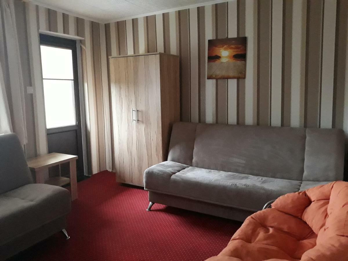 Pokoje I Domki Nadmorskie - Bajkowa Mierzeja Stegna  Bagian luar foto